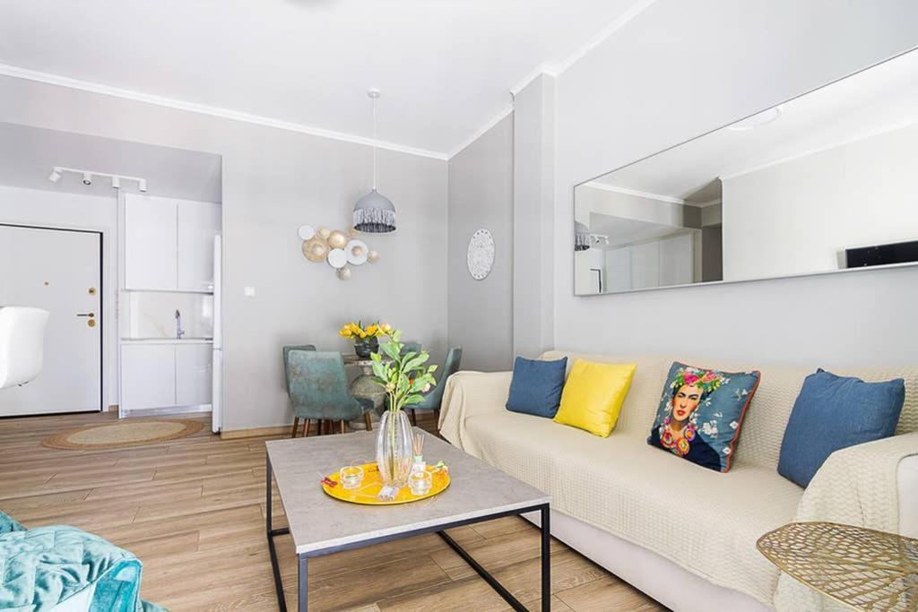 Bright Apartment For 6 Ppl In Афіни Екстер'єр фото
